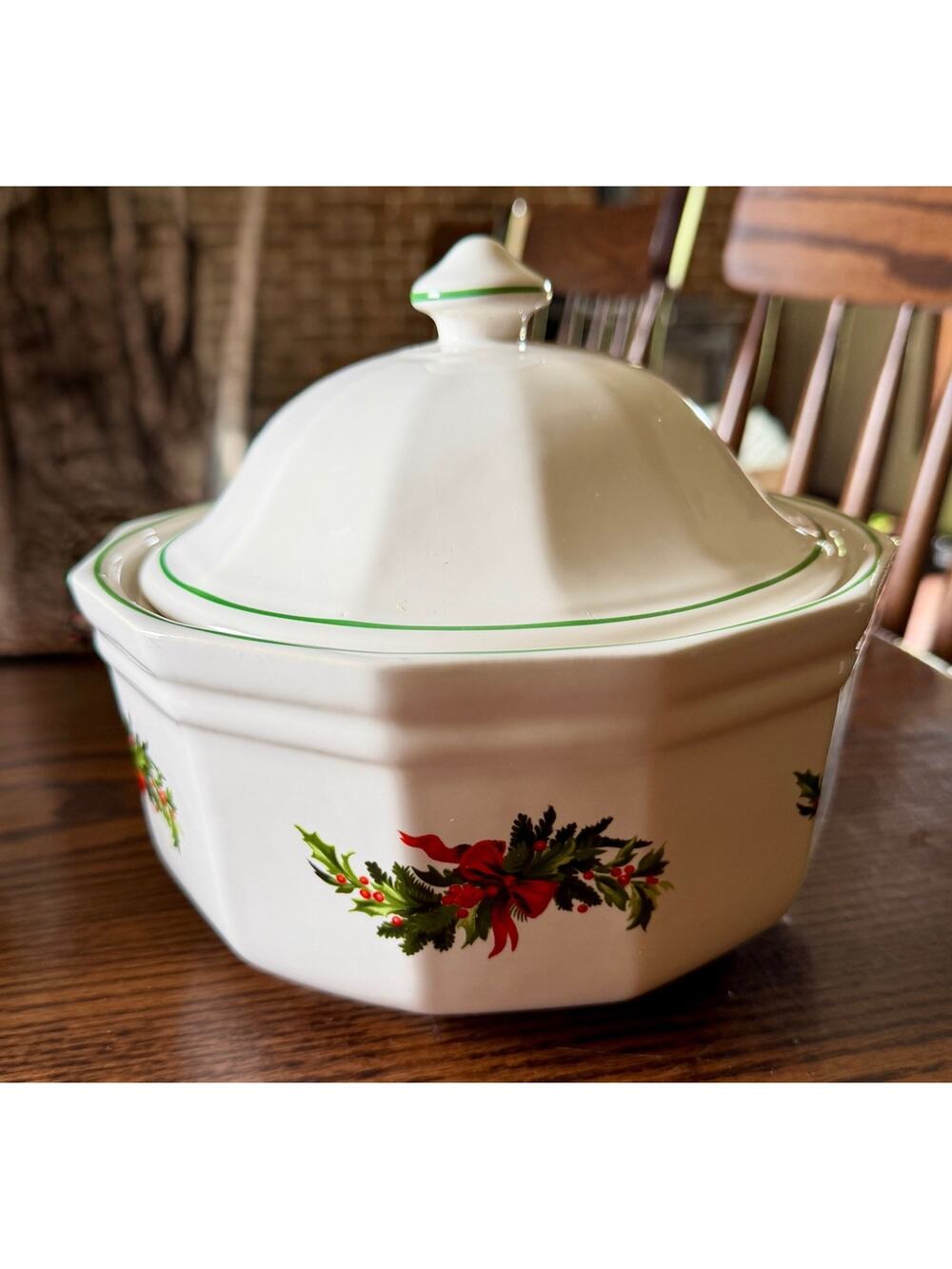 Vtg Pfaltzgraff Christmas Heritage 1.75 Qt Round Covered Casserole Lid 8" Bowl